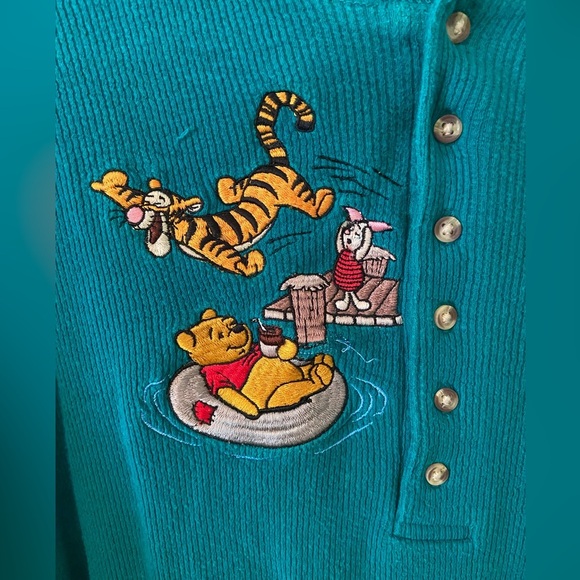 Vintage Disney Winnie the Pooh Tigger 90s Embroidered Henley Style Shirt Size XL - Picture 2 of 12